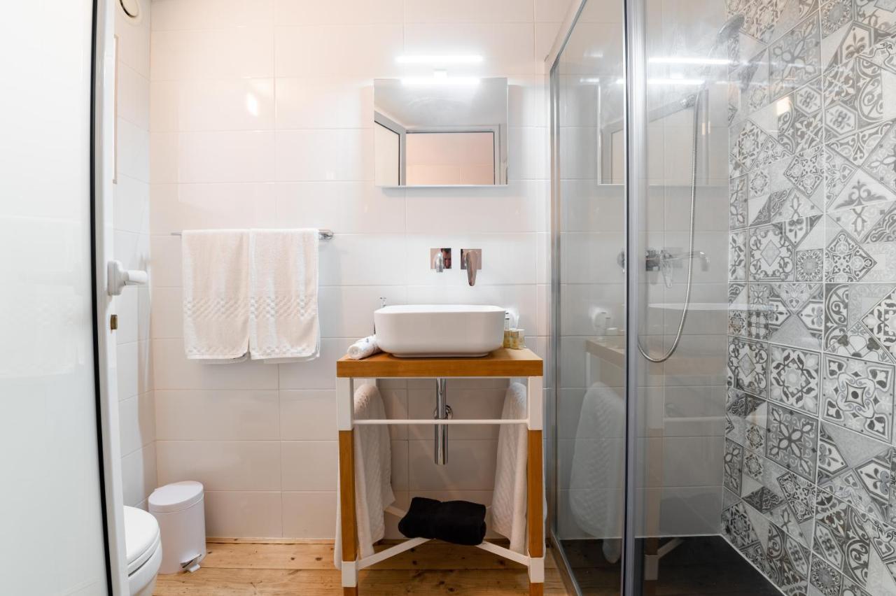 Monreal Boutique Townhouse - R024Rm4 Hotel Paola ภายนอก รูปภาพ